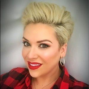 Meet your Posher, Katherine